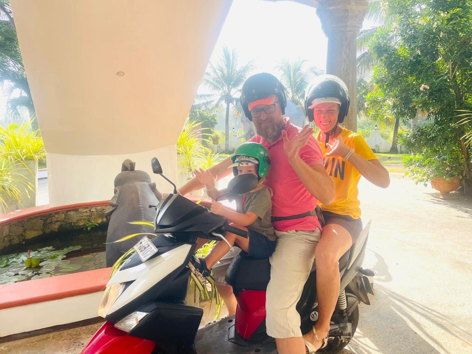 ホテル Island House ディックウェラ エクステリア 写真