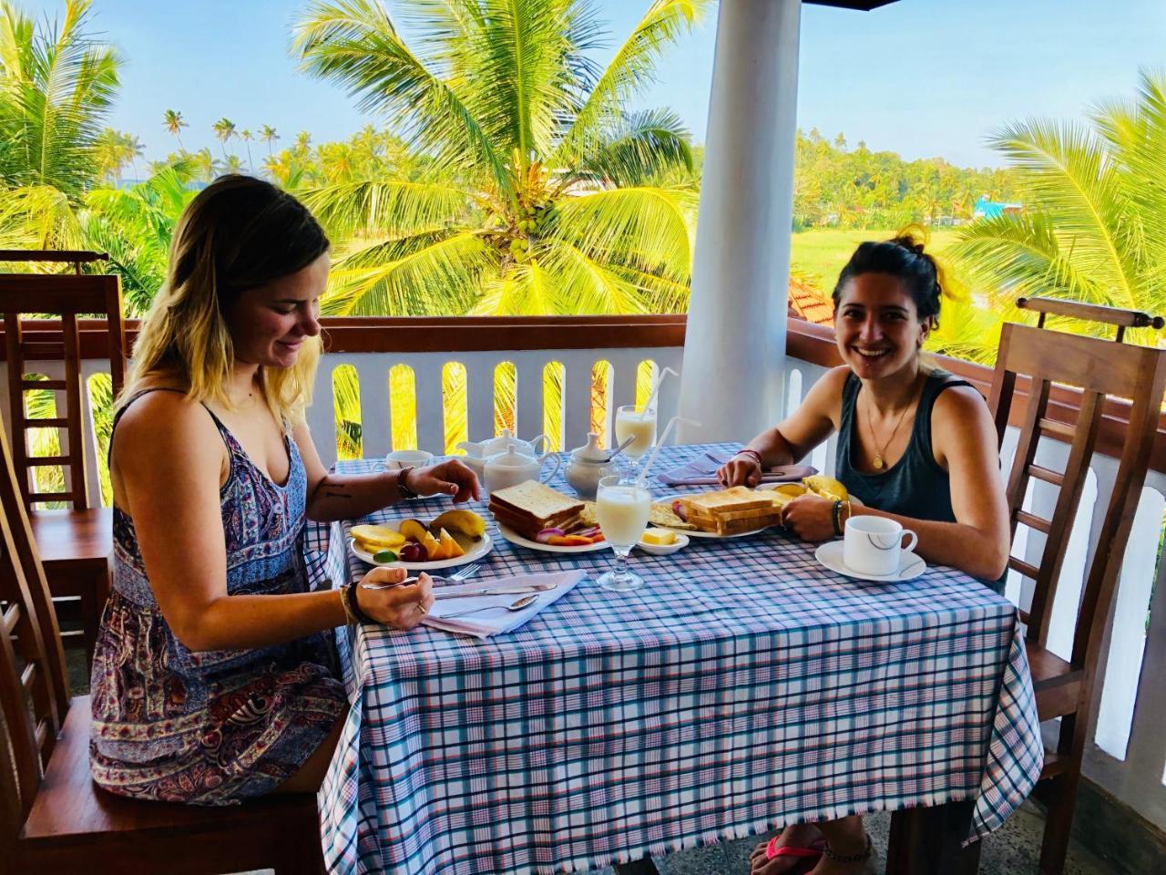 ホテル Island House ディックウェラ エクステリア 写真