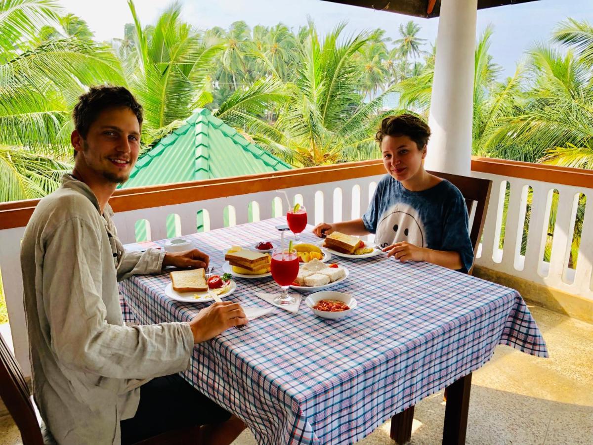 ホテル Island House ディックウェラ エクステリア 写真